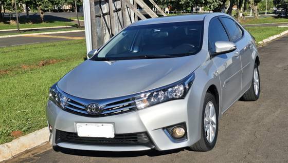 TOYOTA COROLLA 1.8 GLI 16V FLEX 4P AUTOMÁTICO